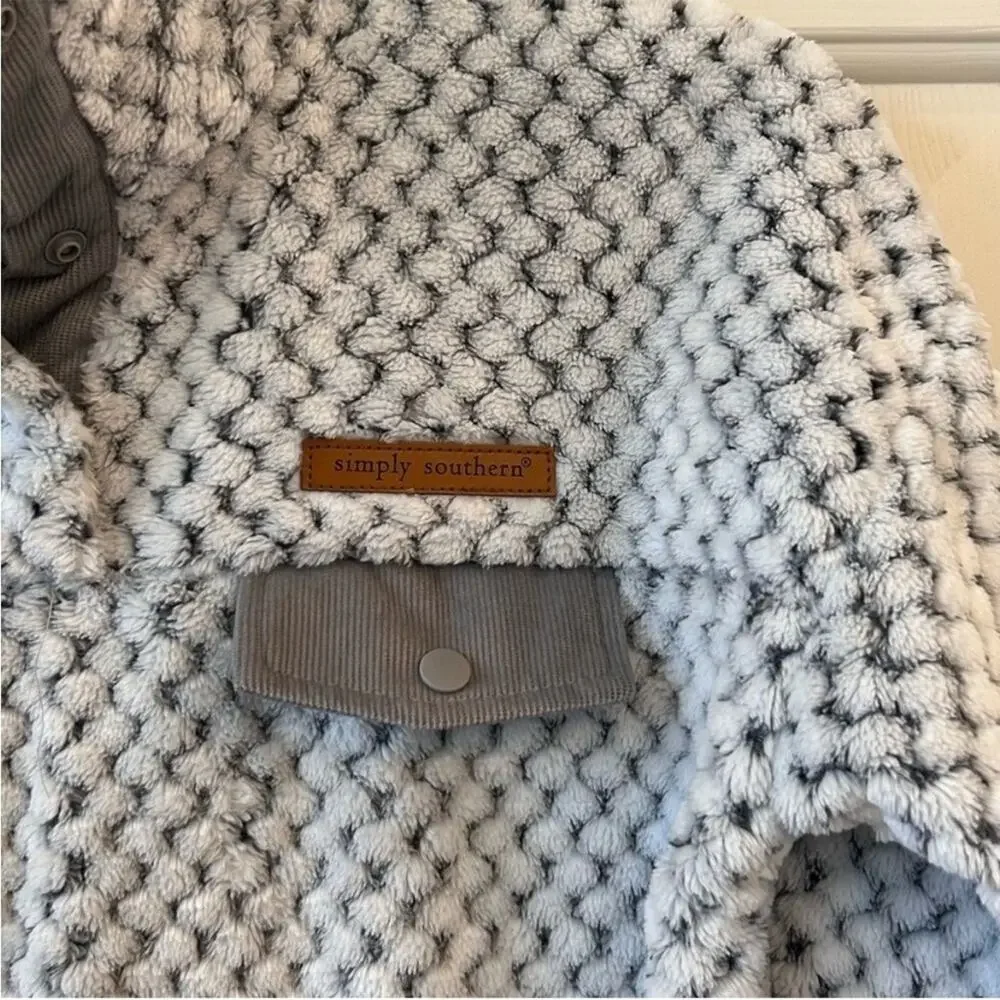 Simply Southern Youth L Popcorn Sherpa Fleece Pullover Quarter Snap Gray White